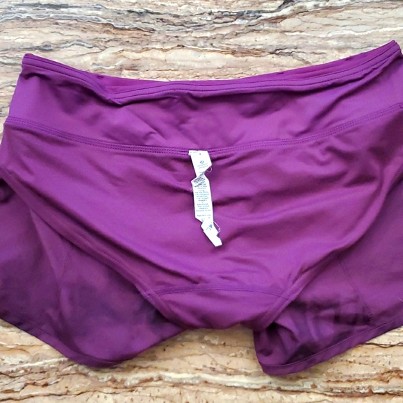 Lululemon short - Picture 5 of 5